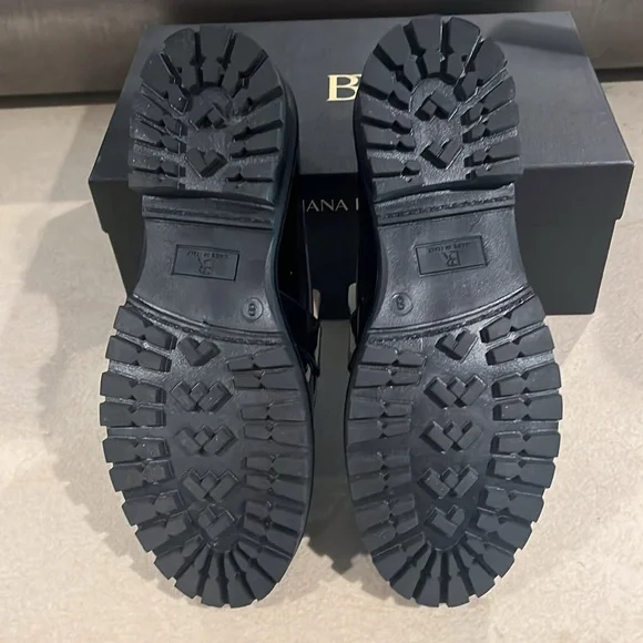 Classic Black Lug Loafers. Banana Republic - Picture 2 of 6